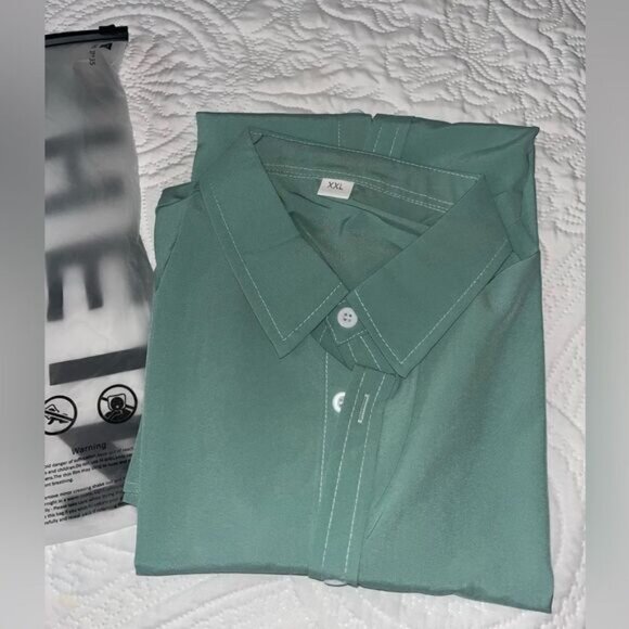 New SHEIN Button Down Shirt - Picture 4 of 5